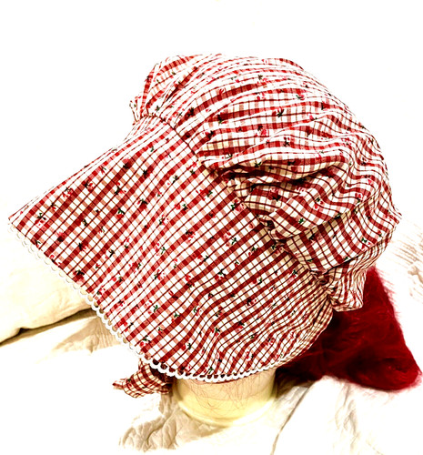 Colonial bonnet pilgrims - colonial,